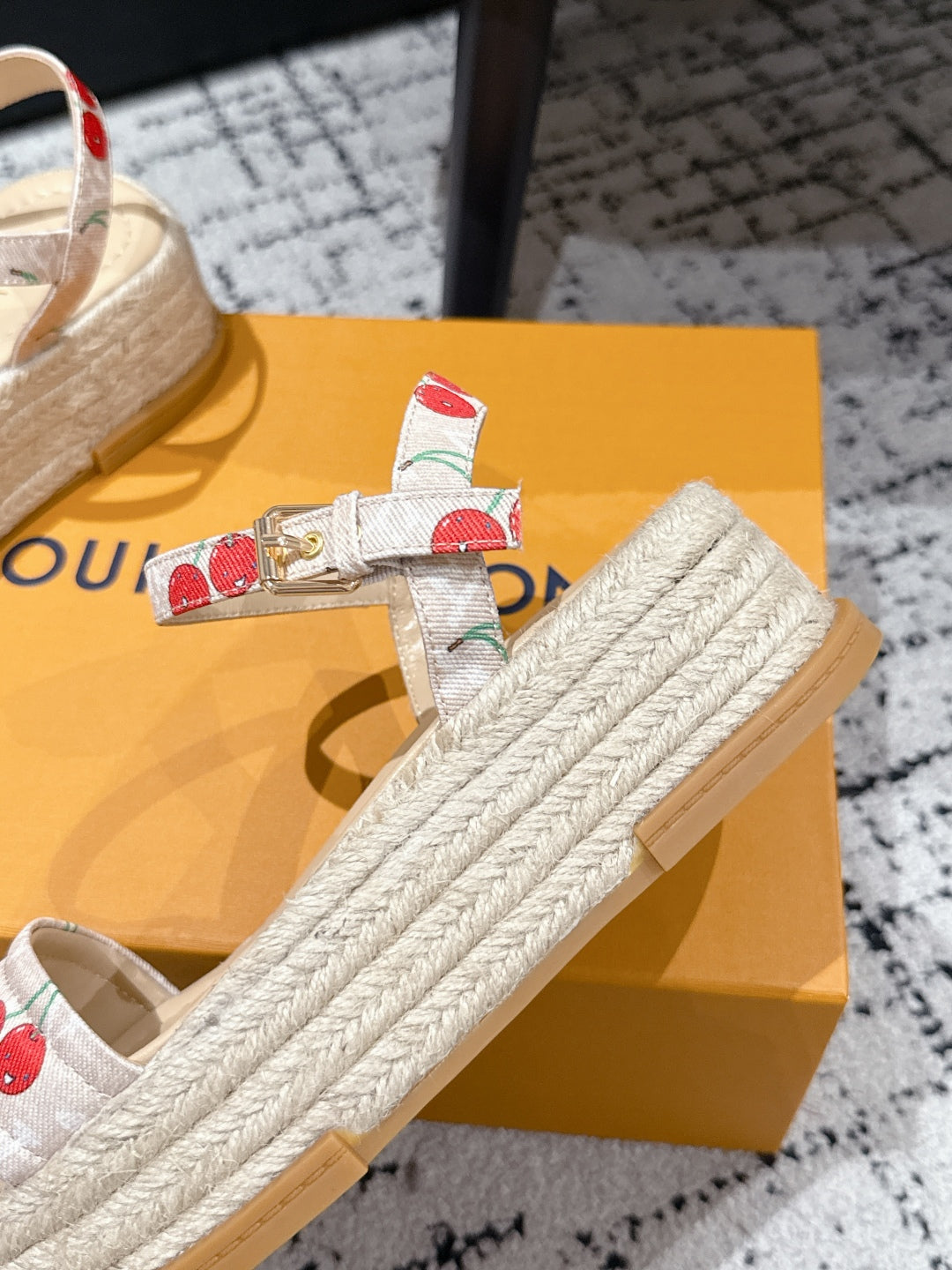 LV PLATFORM ESPADRILLE SANDALS 25S IN NUDE DENIM