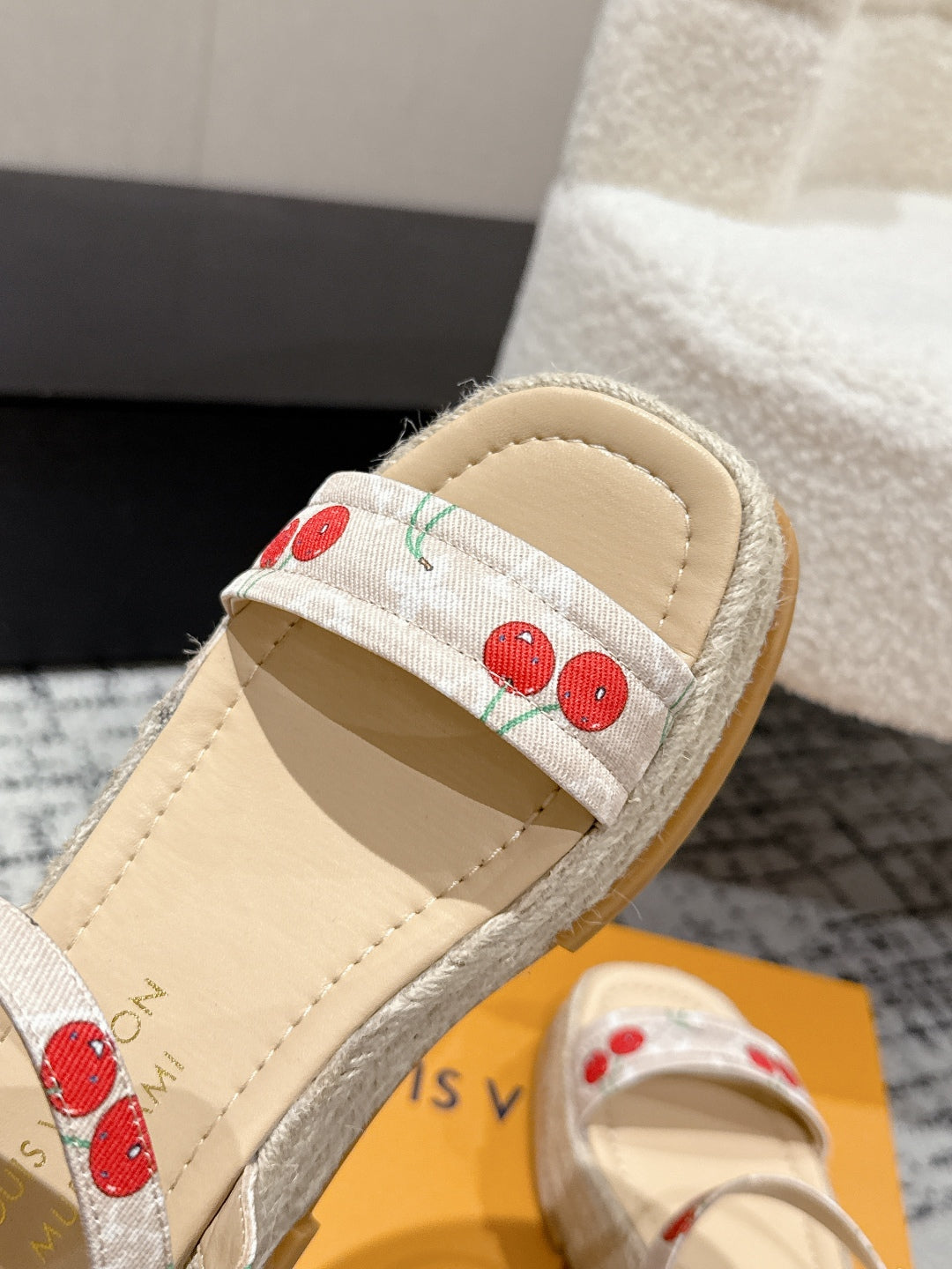 LV PLATFORM ESPADRILLE SANDALS 25S IN NUDE DENIM