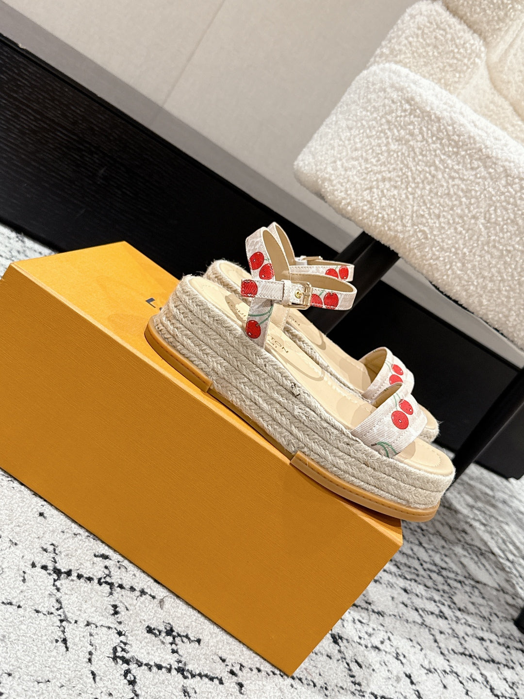 LV PLATFORM ESPADRILLE SANDALS 25S IN NUDE DENIM