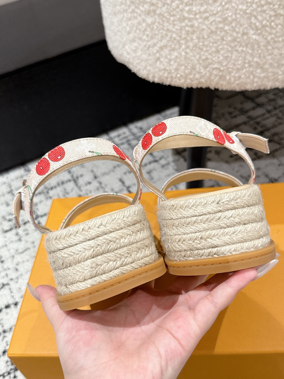 LV PLATFORM ESPADRILLE SANDALS 25S IN NUDE DENIM