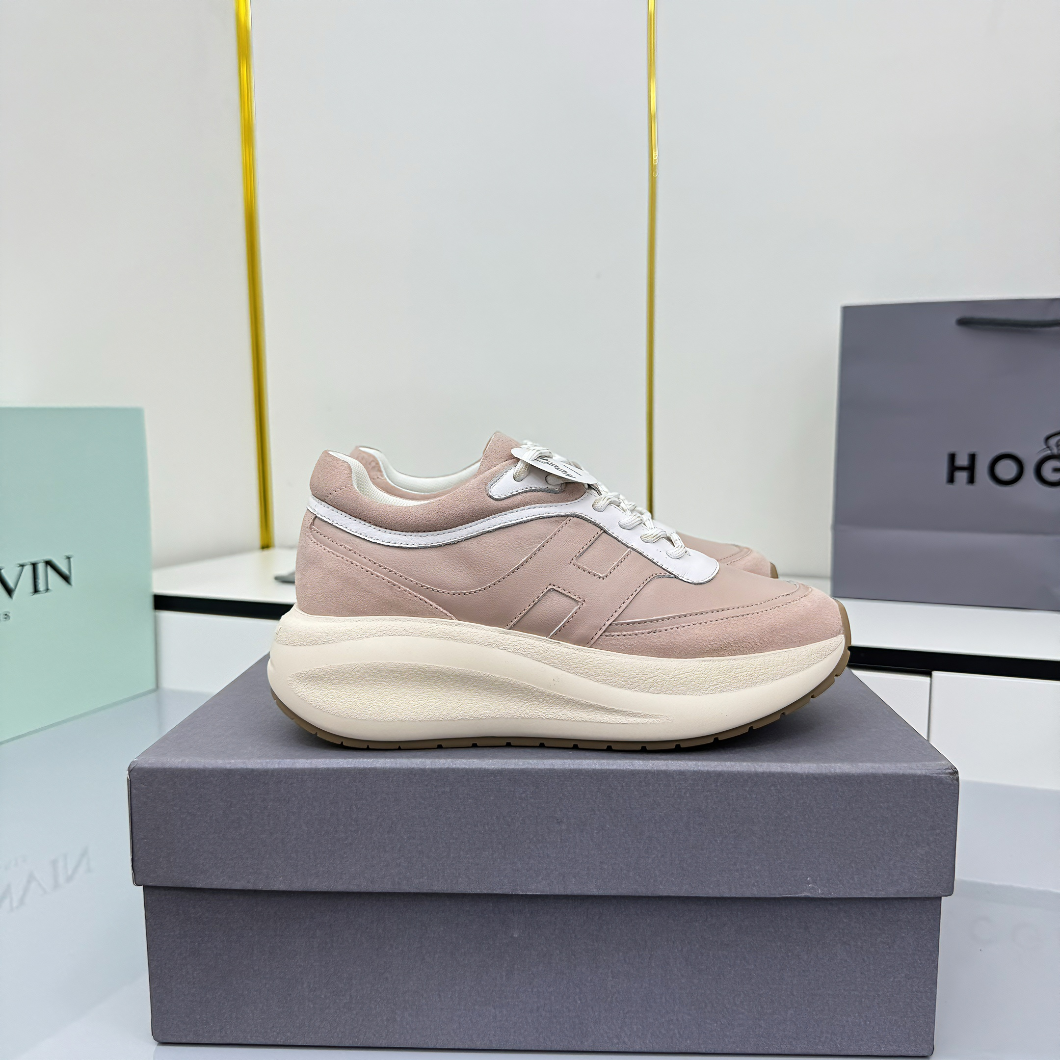 TOM FORD 26S HOGAN SNEAKERS IN PASTEL PINK CALFSKIN AND SUEDE