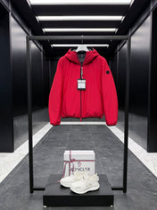 MONCLER 25S SHORT HOODED DOWN JACKET 248