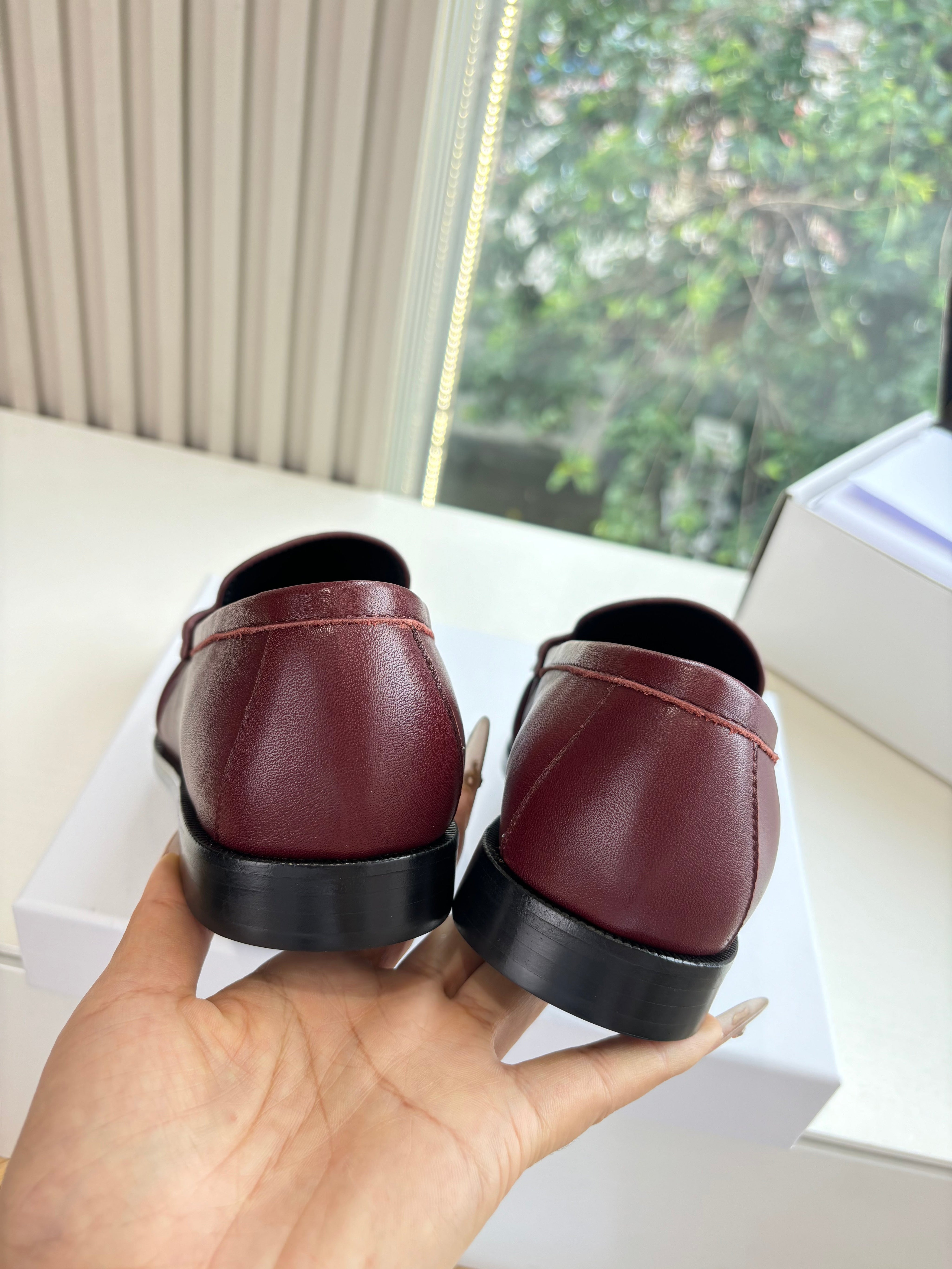 YSL 25S LOAFERS IN DARK RED LAMBSKIN