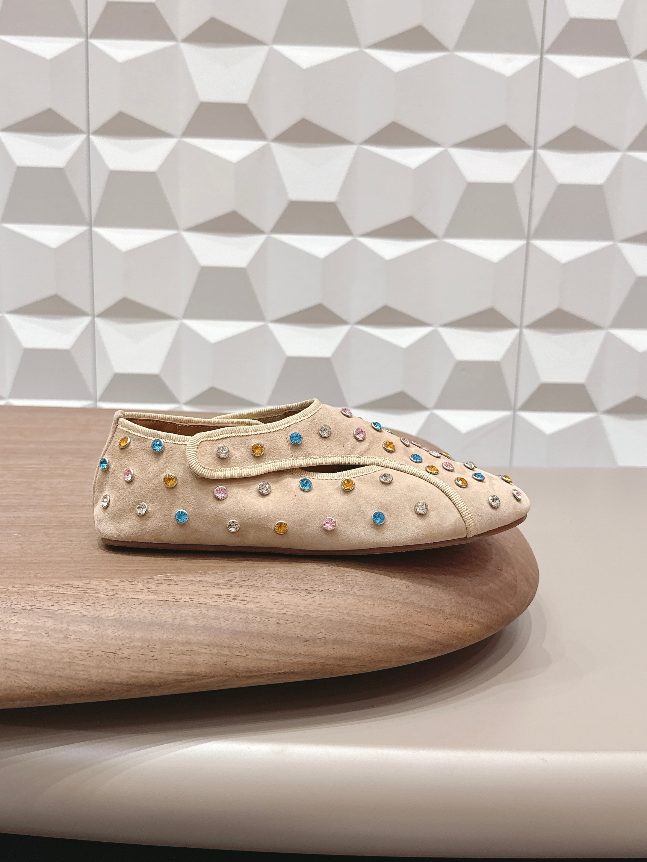 ALAIA 26S EMBELLISHED FLATS IN BEIGE SUEDE