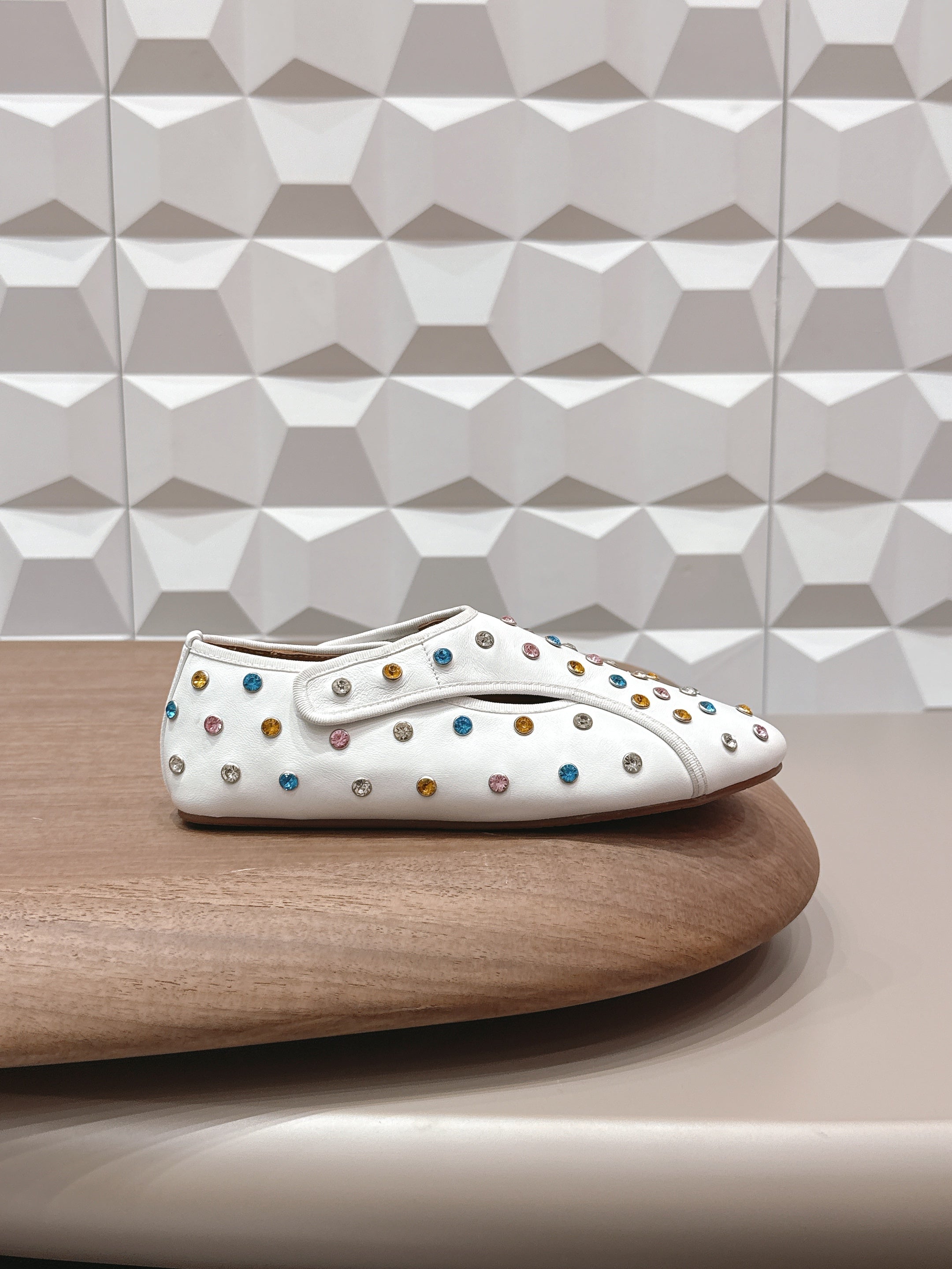 ALAIA 26S EMBELLISHED FLATS IN WHITE LAMBSKIN