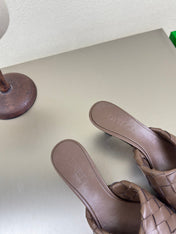 BLINK HIGH 5 CM MULE IN CAROB BROWN INTRECCIATO LEATHER