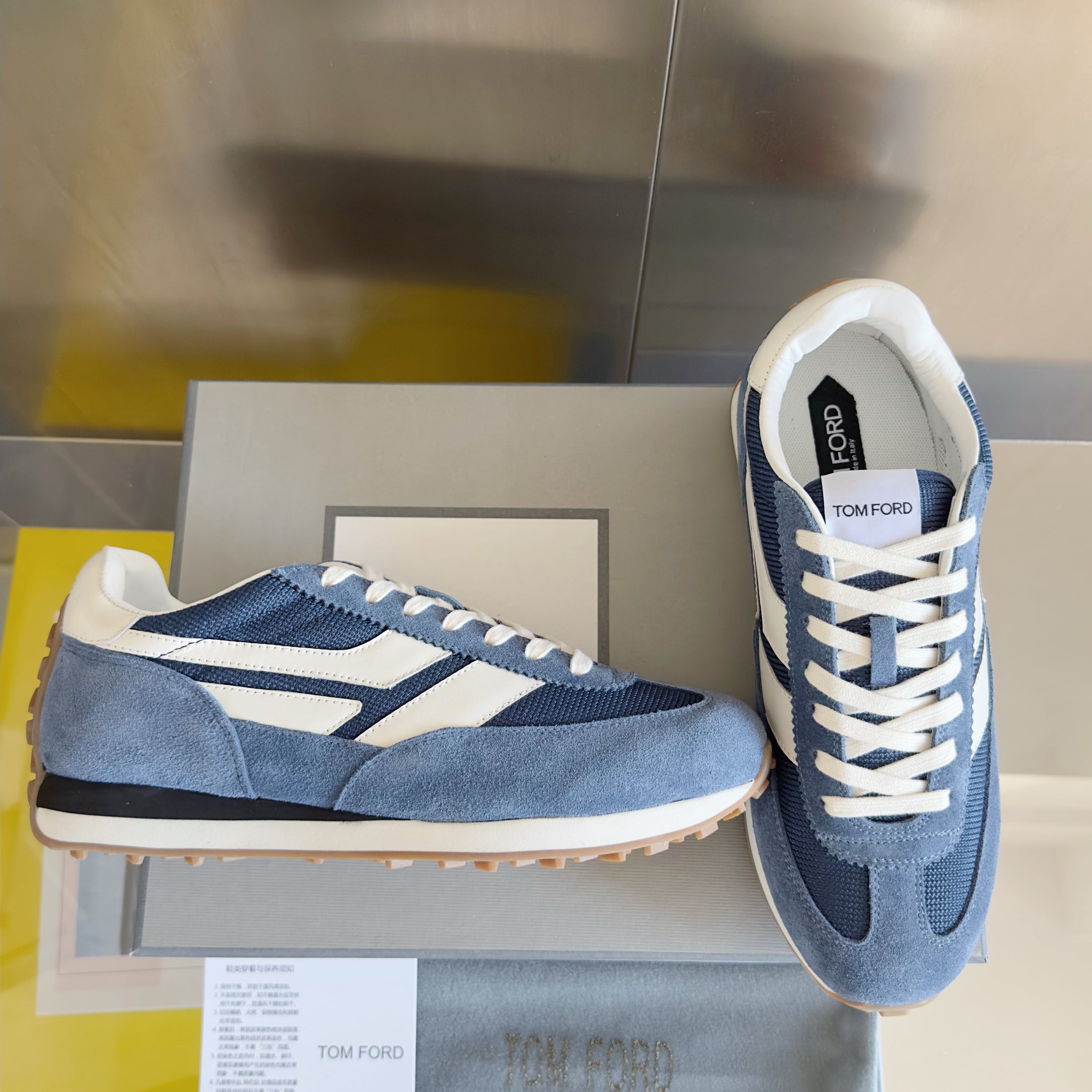 TOM FORD 26S SNEAKERS IN BLUE SUEDE