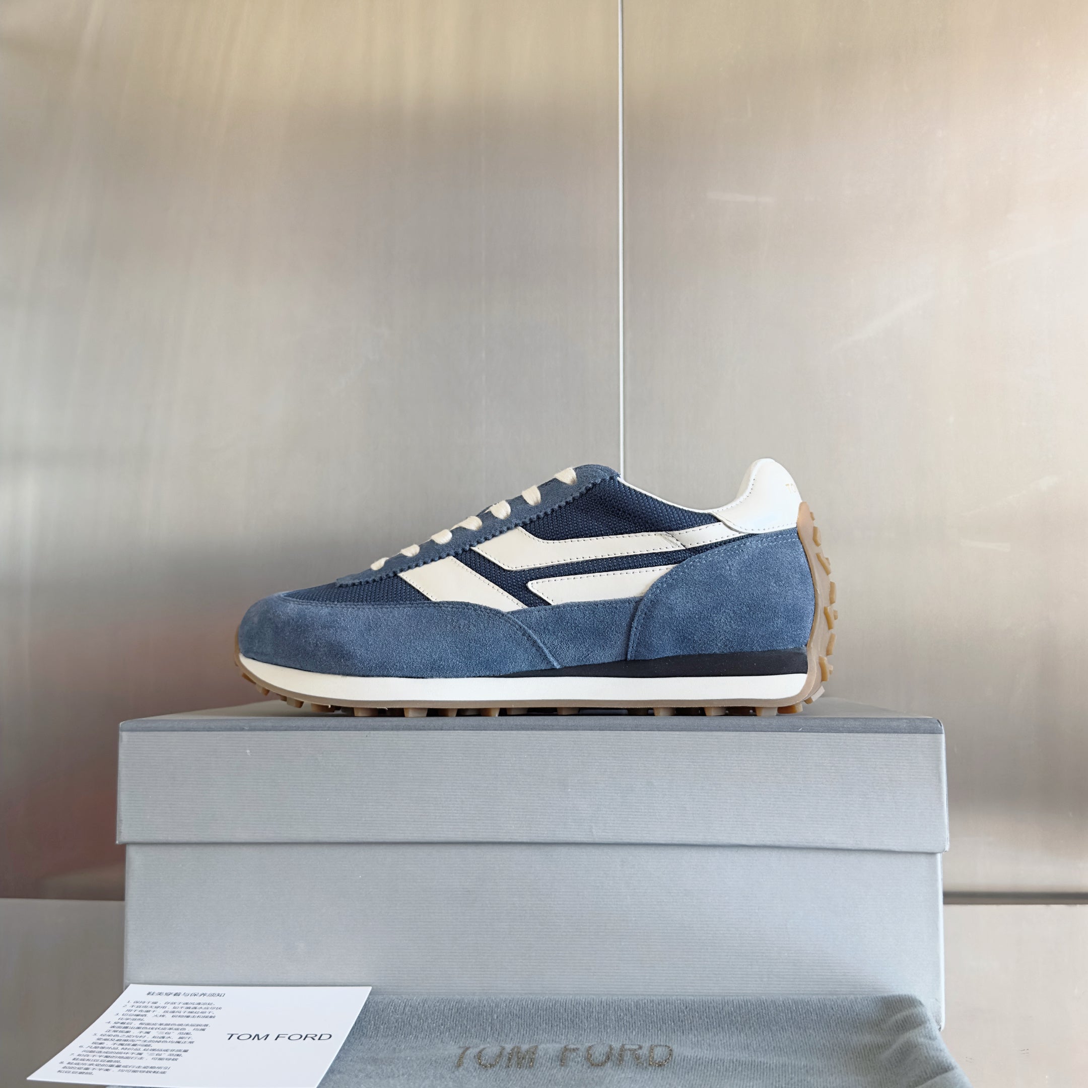 TOM FORD 26S SNEAKERS IN BLUE SUEDE