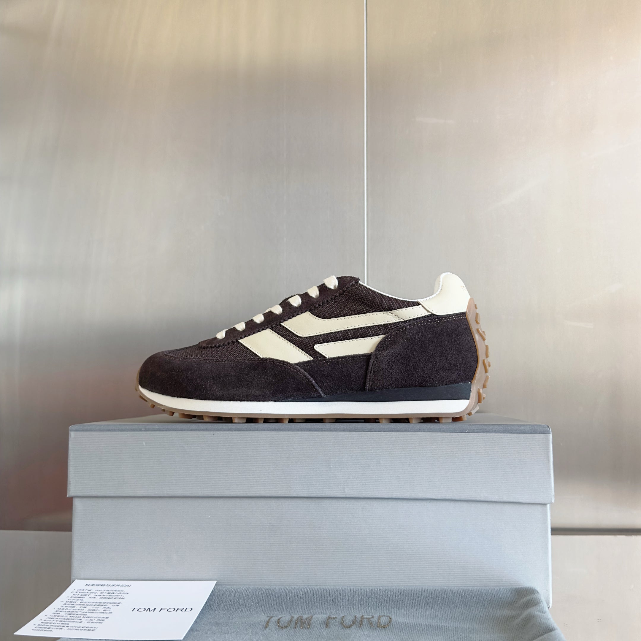 TOM FORD 26S SNEAKERS IN DARK BROWN SUEDE