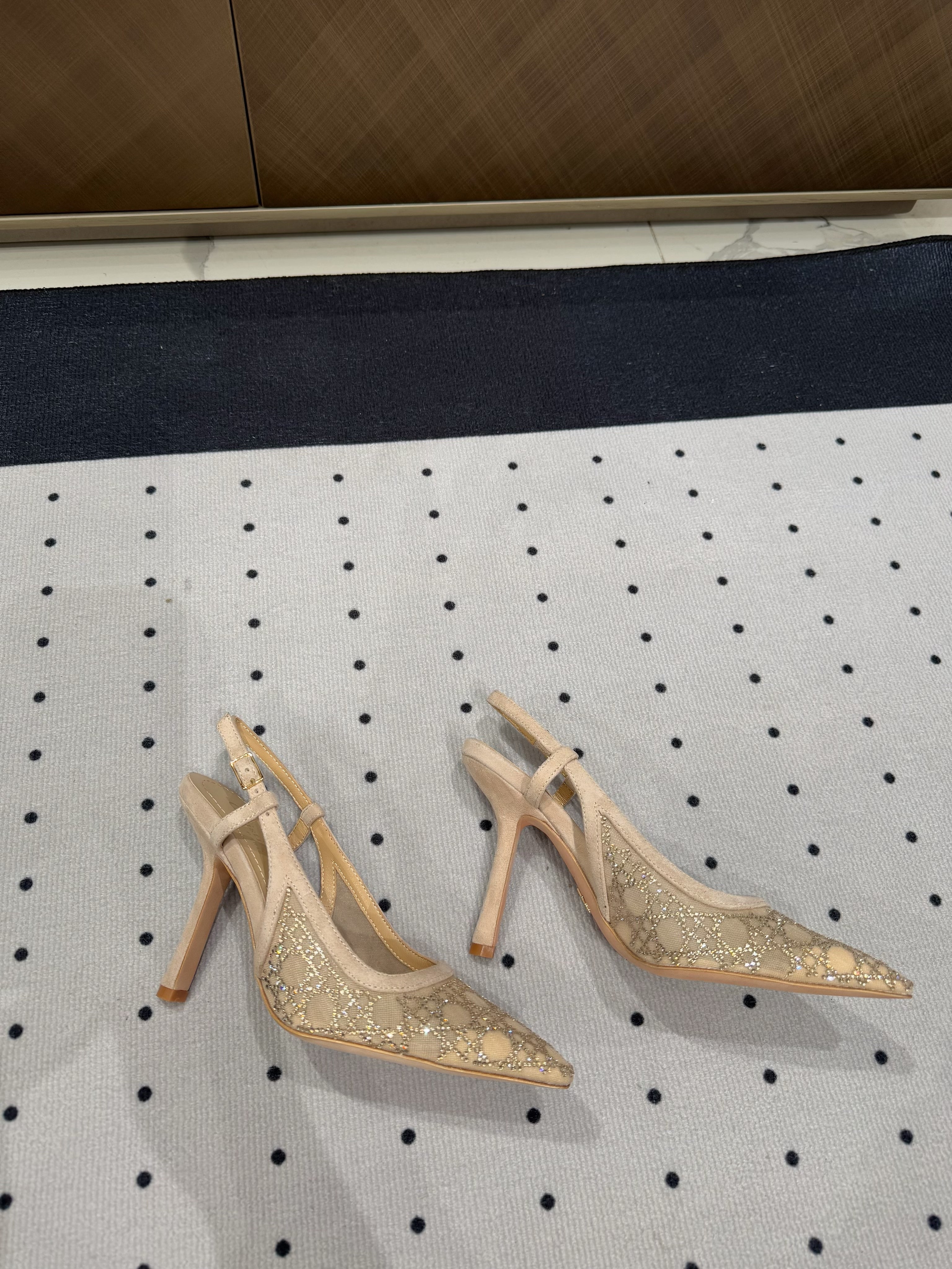 HIGH HEELS SLINGBACK IN CAMEL BEIGE LAMB SUEDE 10 CM