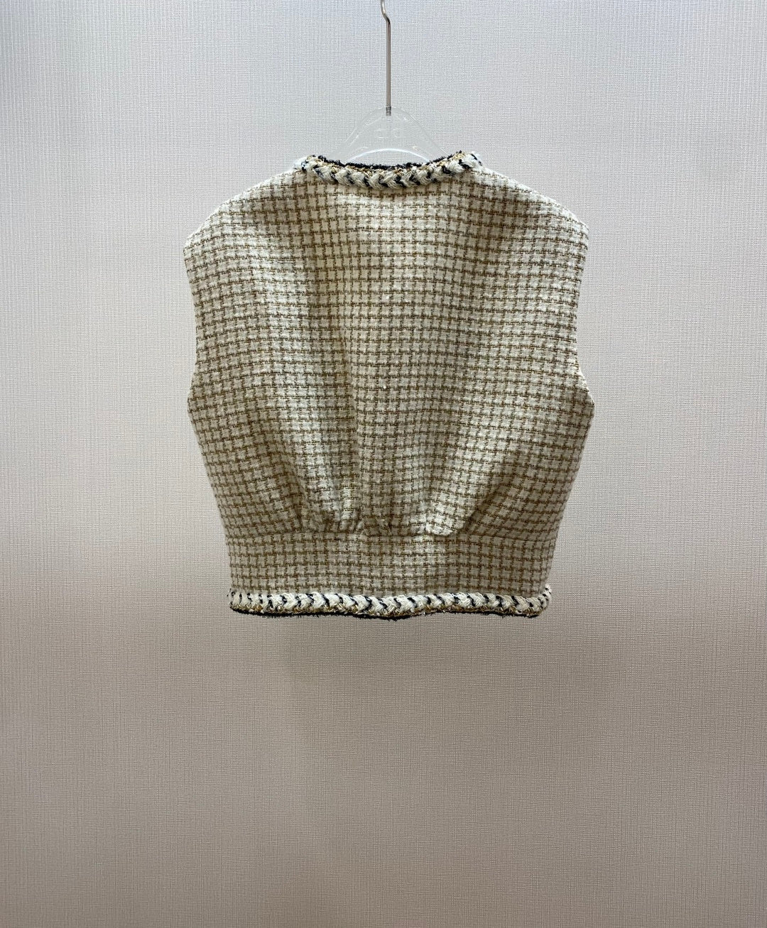 CHANEL 25S TWEED FOUR-POCKET BLAZER 315