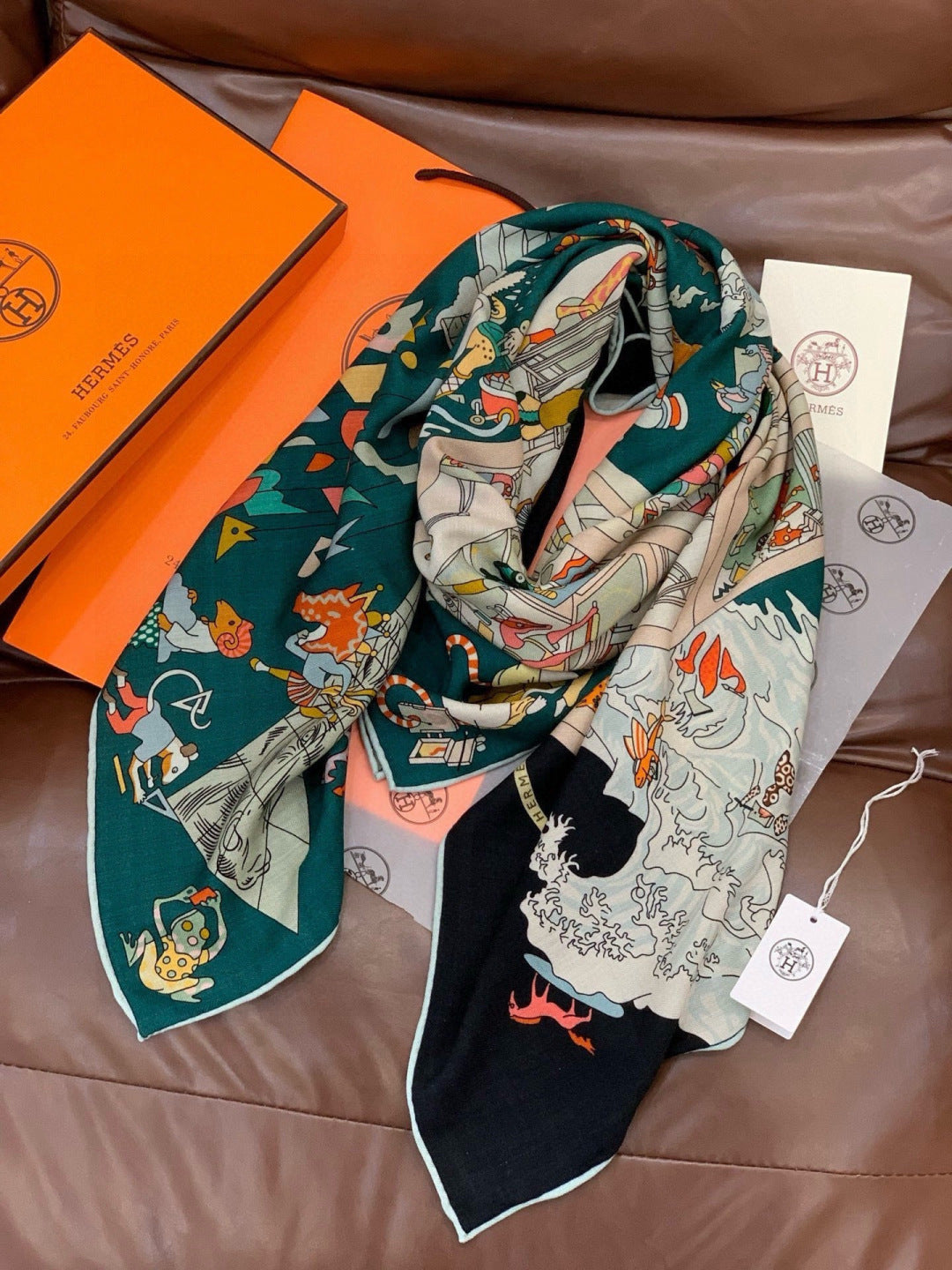 HERMES 26S SCARF 135 IN CASHMERE AND SILK 304251