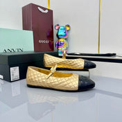 CC MARY JANE FLAT 25S IN GOLD LAMBSKIN EMBOSSED LOGO