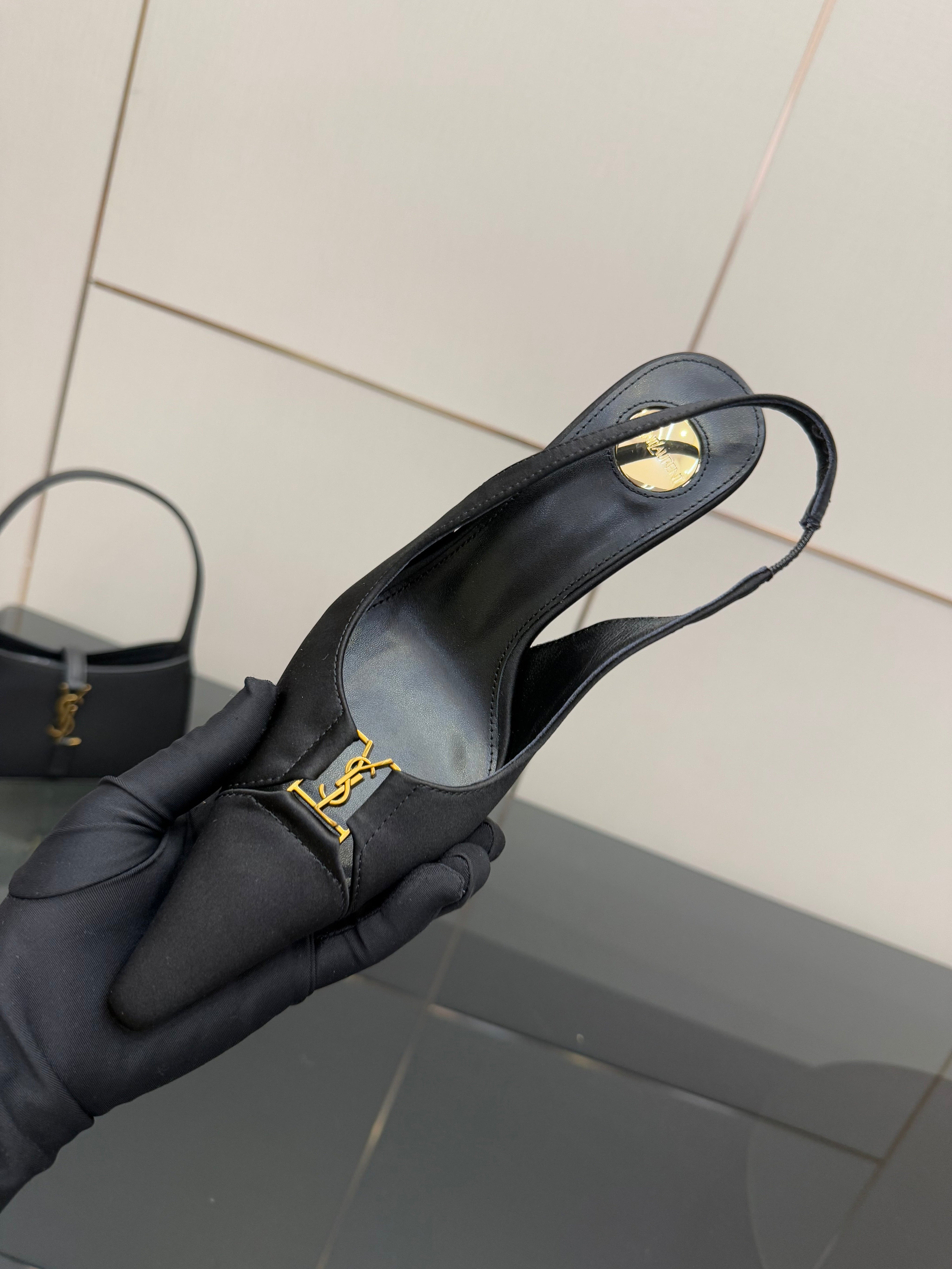 YSL 25S SLINGBACK HIGH HEELS 90 MM IN BLACK SATIN WITH GOLD HARDWARE STYLE 18