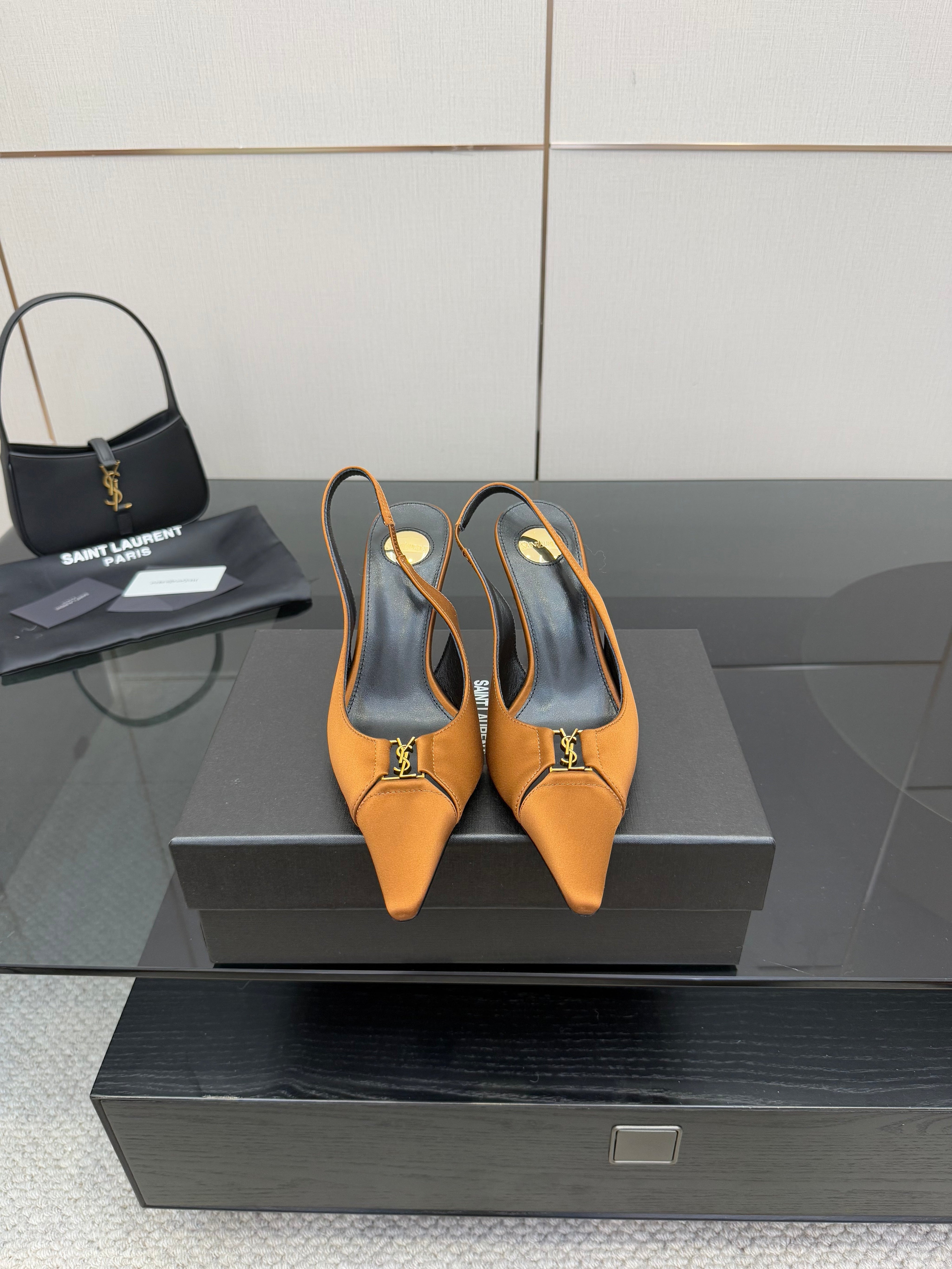 YSL 25S SLINGBACK HIGH HEELS 90 MM IN DARK ORANGE SATIN WITH GOLD HARDWARE STYLE 16