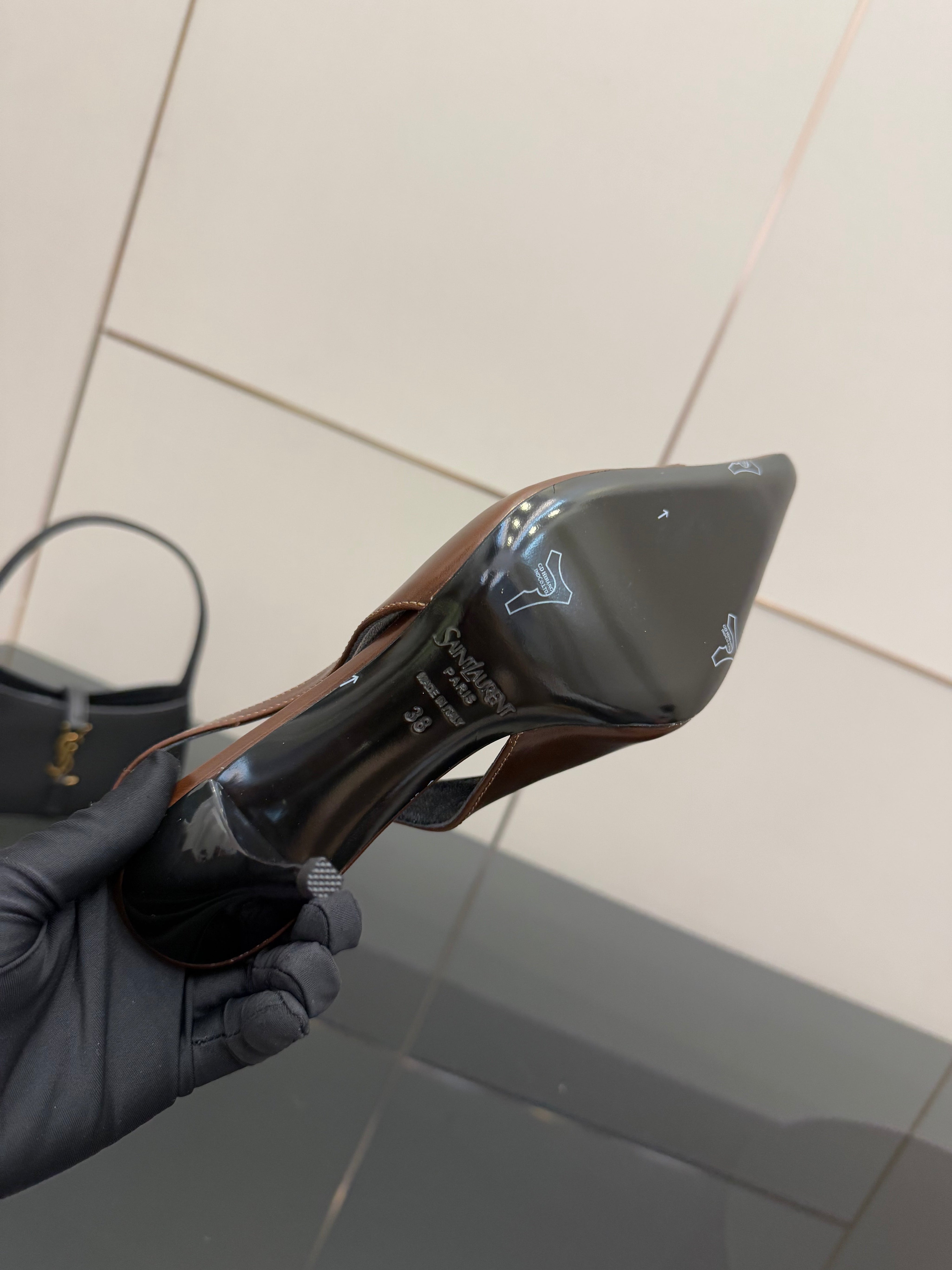 YSL 25S SLINGBACK HIGH HEELS 90 MM IN CHESTNUT BROWN LAMBSKIN WITH GOLD HARDWARE STYLE 12