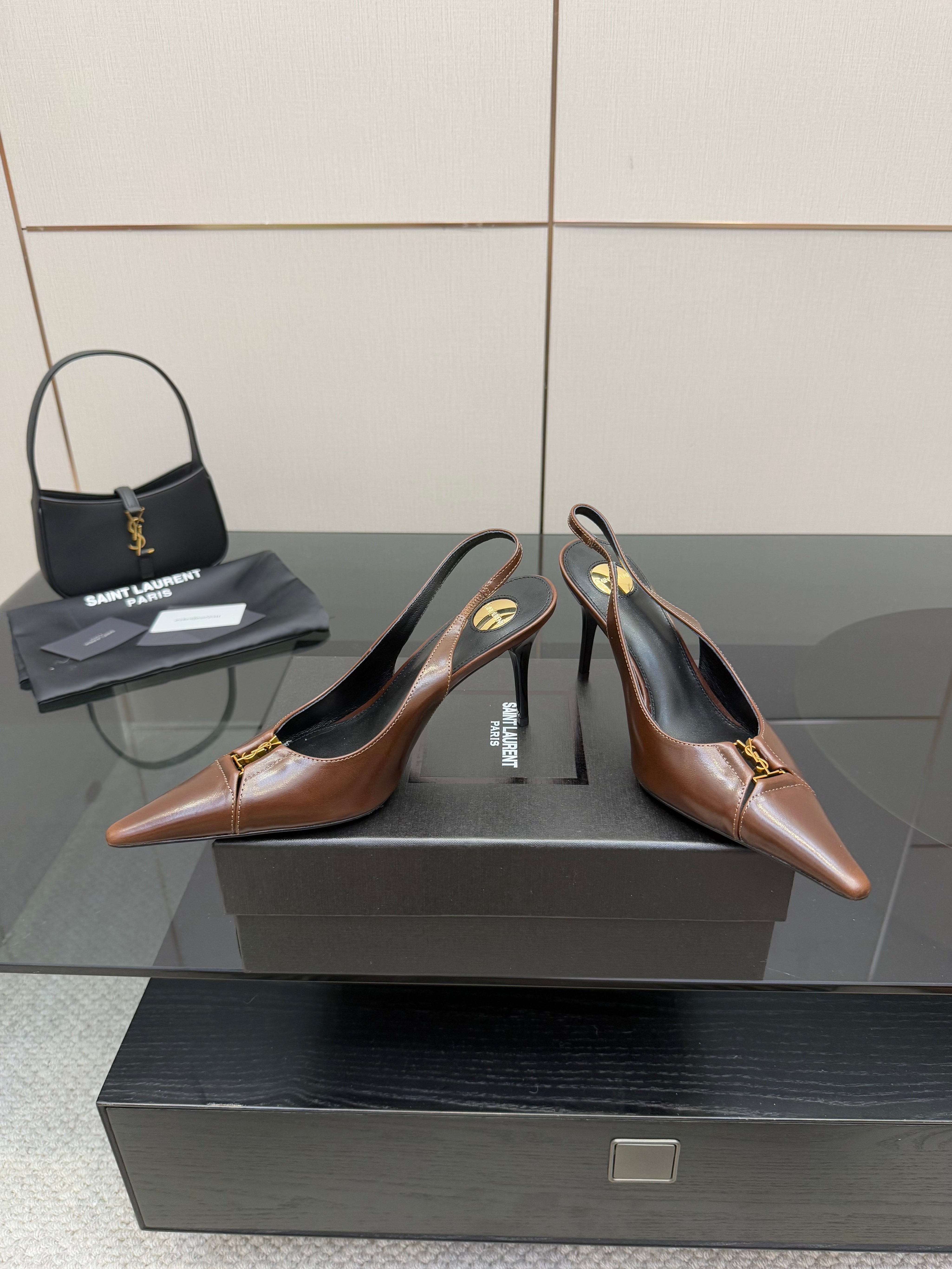 YSL 25S SLINGBACK HIGH HEELS 90 MM IN CHESTNUT BROWN LAMBSKIN WITH GOLD HARDWARE STYLE 12