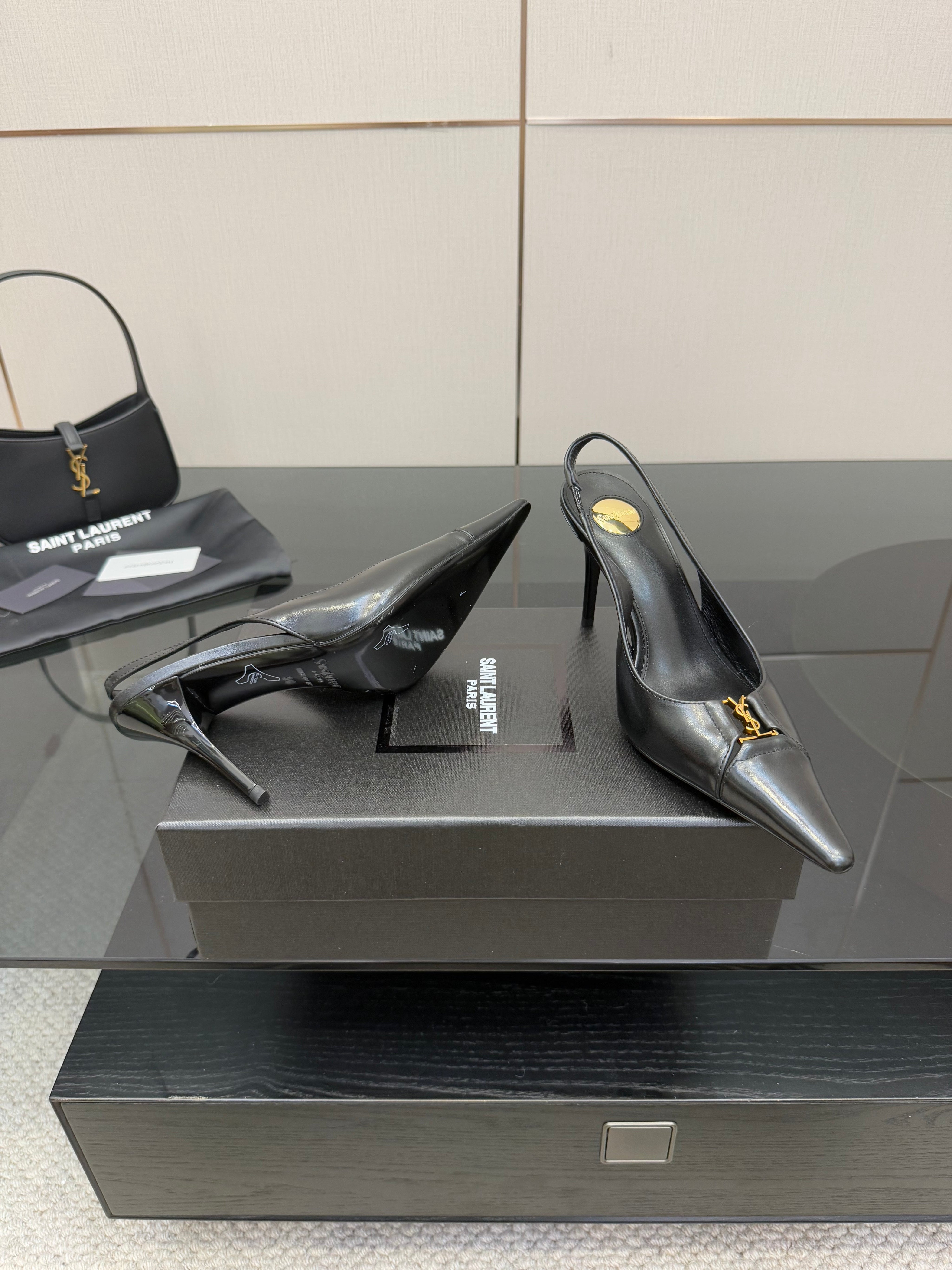 YSL 25S SLINGBACK HIGH HEELS 90 MM IN BLACK LAMBSKIN WITH GOLD HARDWARE STYLE 10