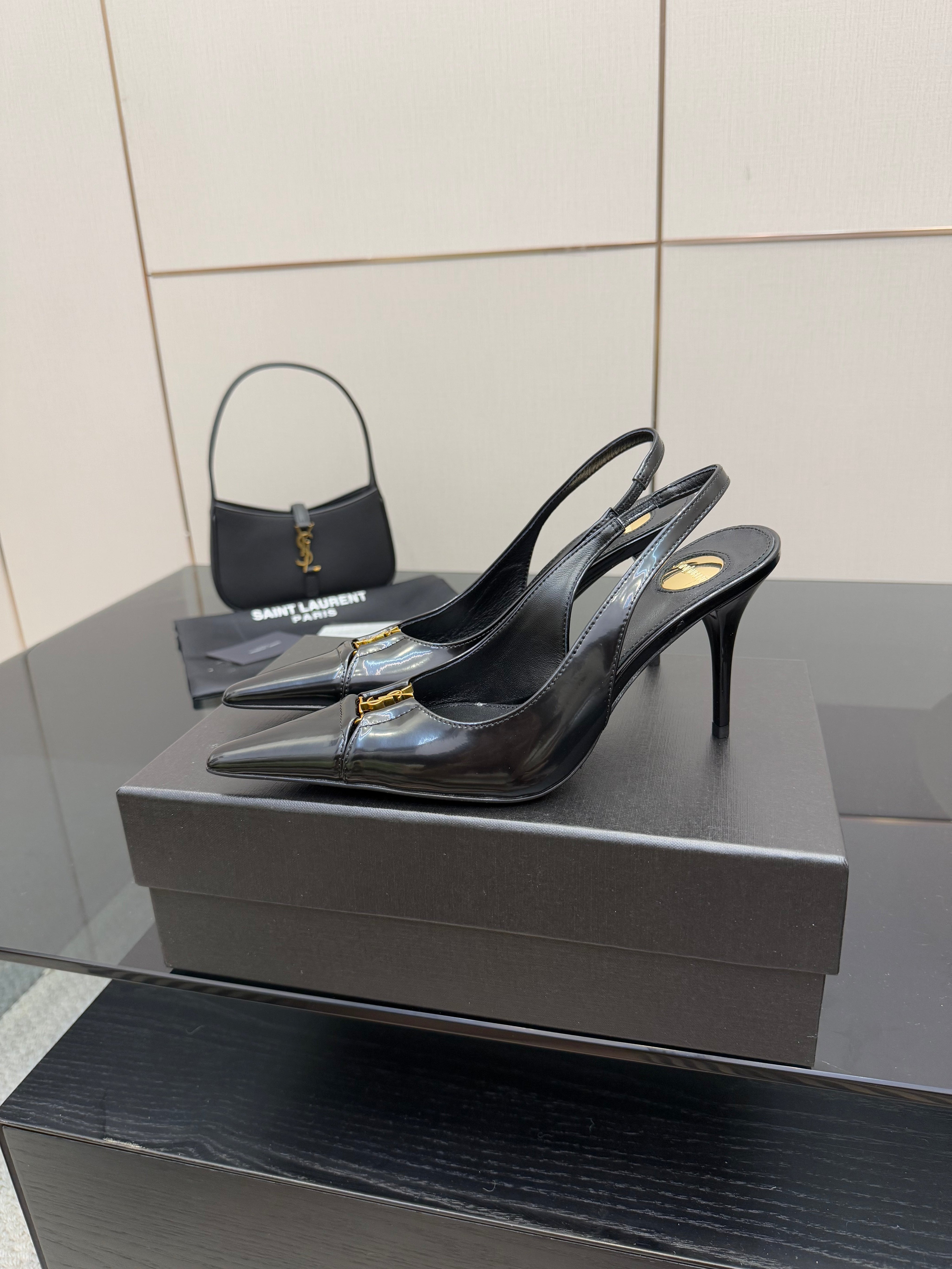 YSL 25S SLINGBACK HIGH HEELS 90 MM IN BLACK LAMBSKIN WITH GOLD HARDWARE STYLE 8