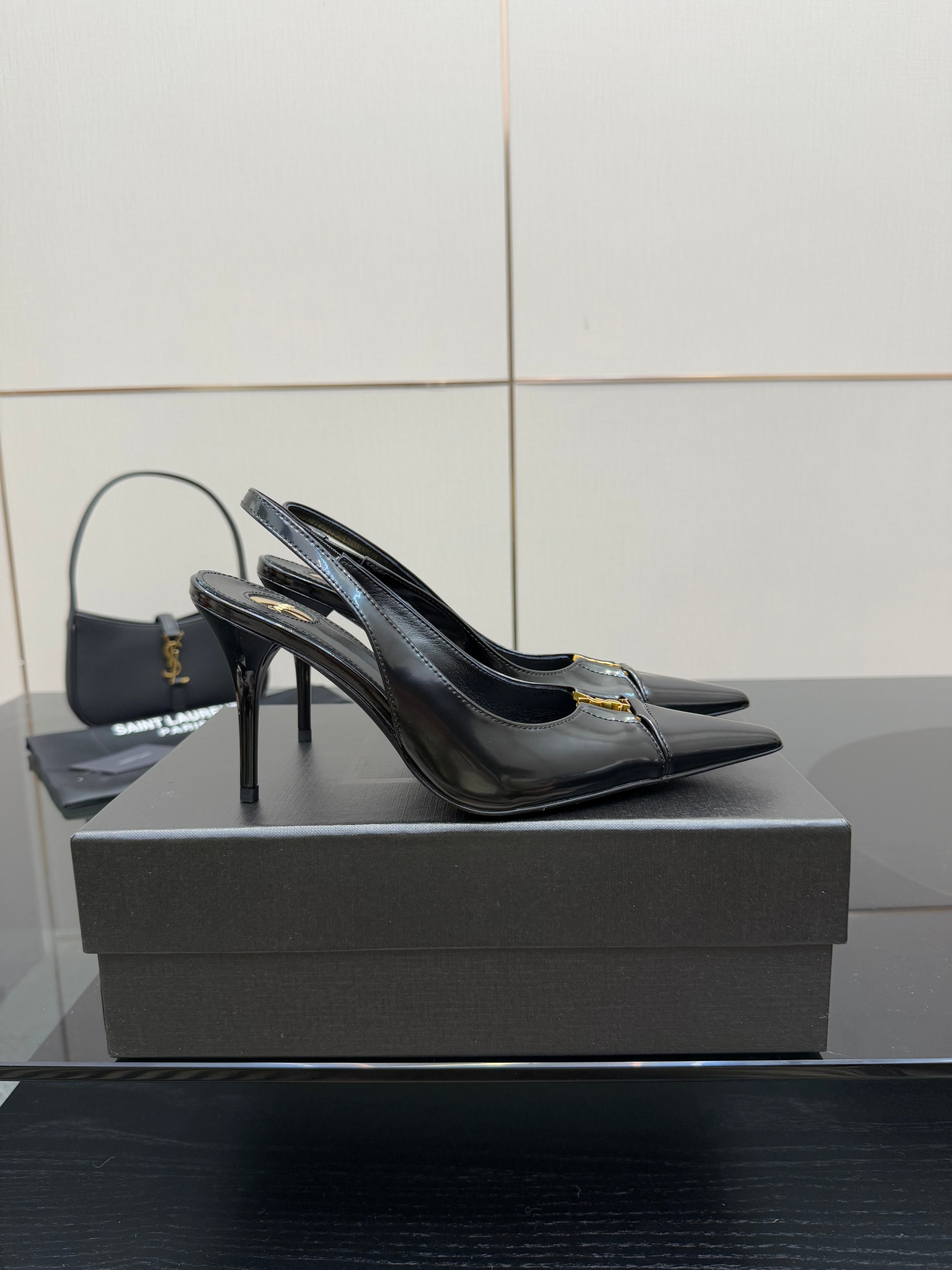 YSL 25S SLINGBACK HIGH HEELS 90 MM IN BLACK LAMBSKIN WITH GOLD HARDWARE STYLE 8