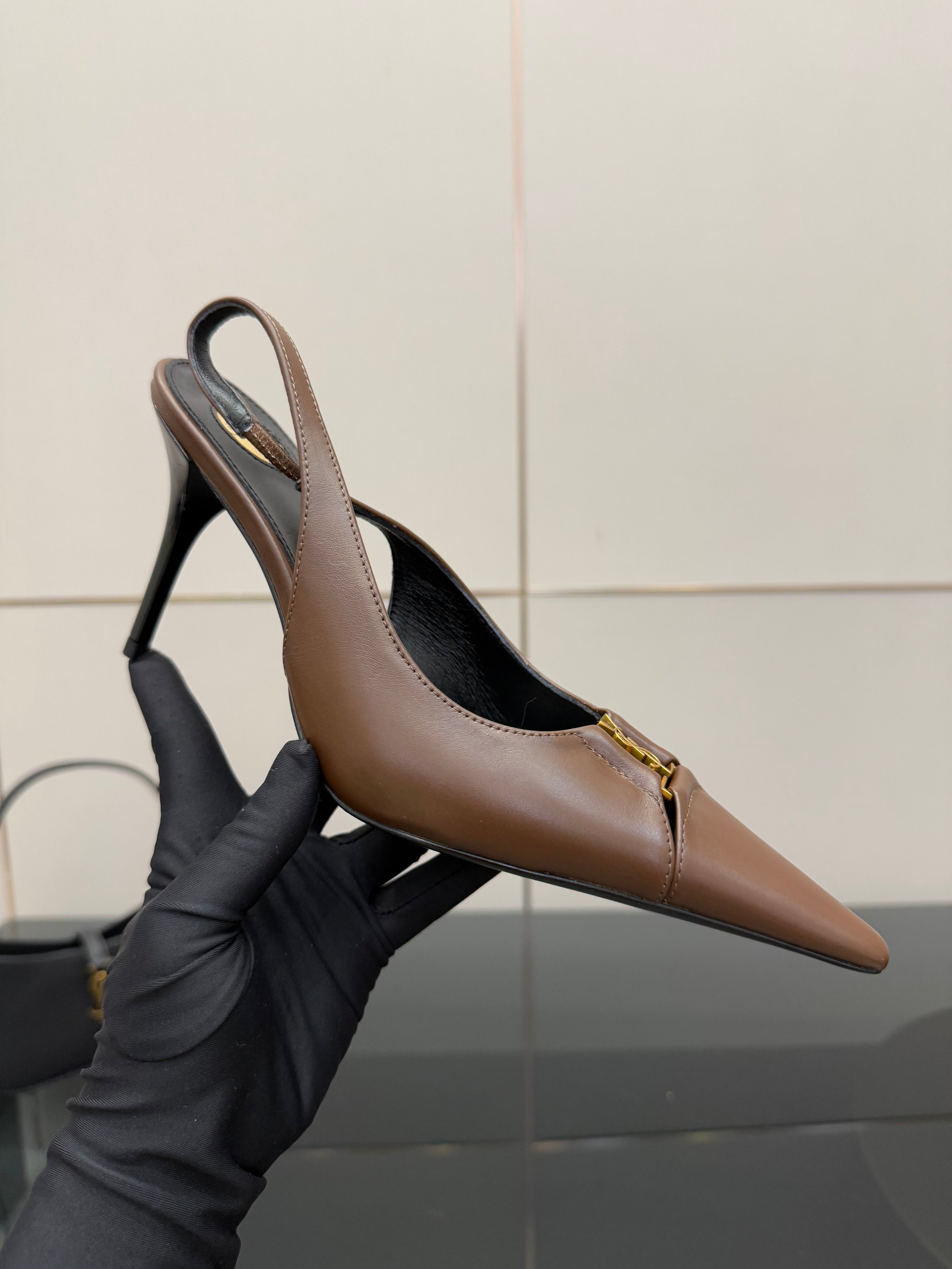 YSL 25S SLINGBACK HIGH HEELS 90 MM IN CHESTNUT BROWN LAMBSKIN WITH GOLD HARDWARE STYLE 1