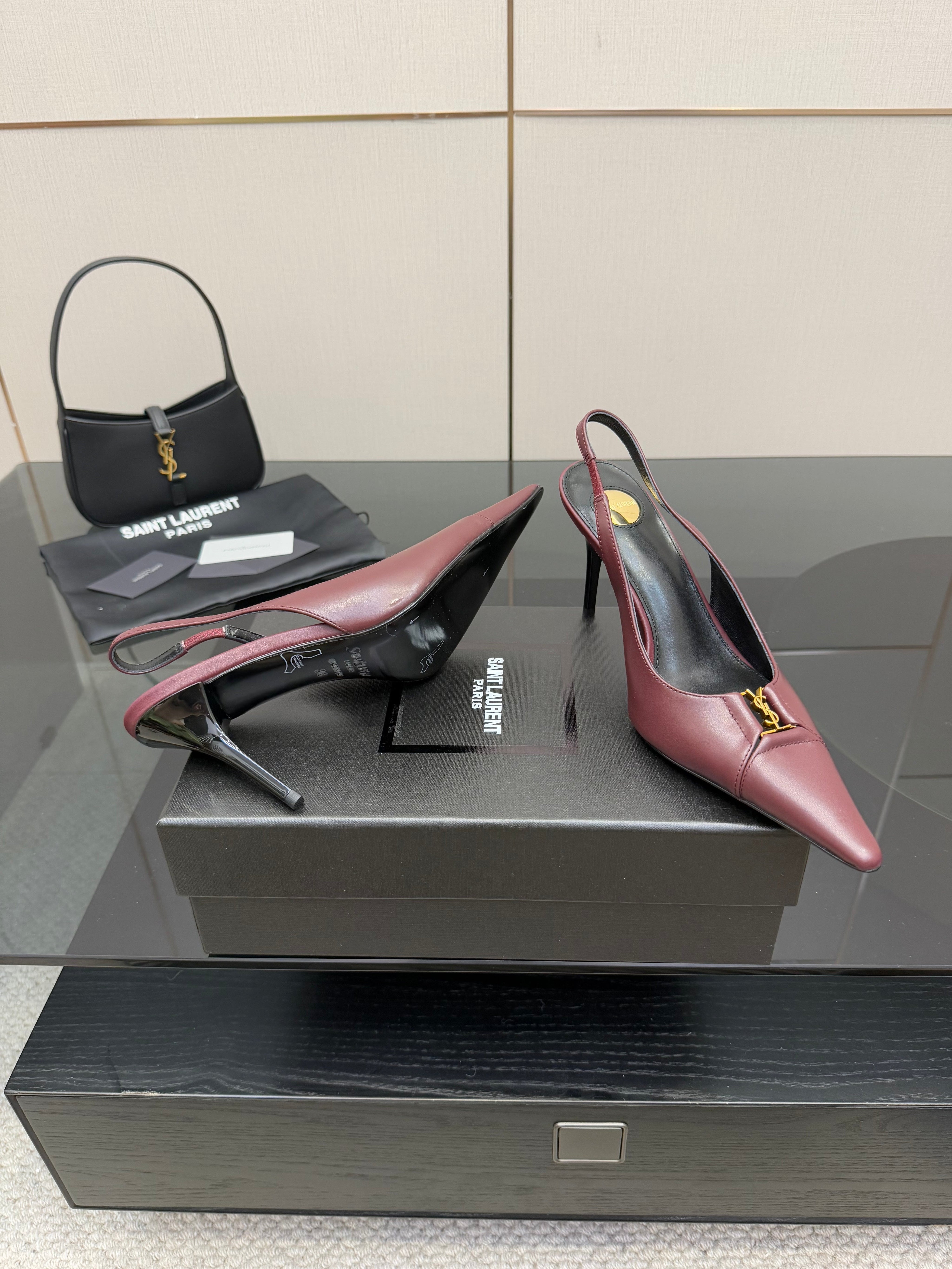 YSL 25S SLINGBACK HIGH HEELS 90 MM IN DARK RED LAMBSKIN WITH GOLD HARDWARE STYLE 2