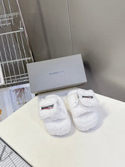 BALENCIAGA 25S SLIPPERS IN WHITE FAUX SHEARLING