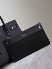 YSL 25S SAC DE JOUR MM 26 IN BLACK SUPPLE GRAINED CALFSKIN GOLD HARDWARE