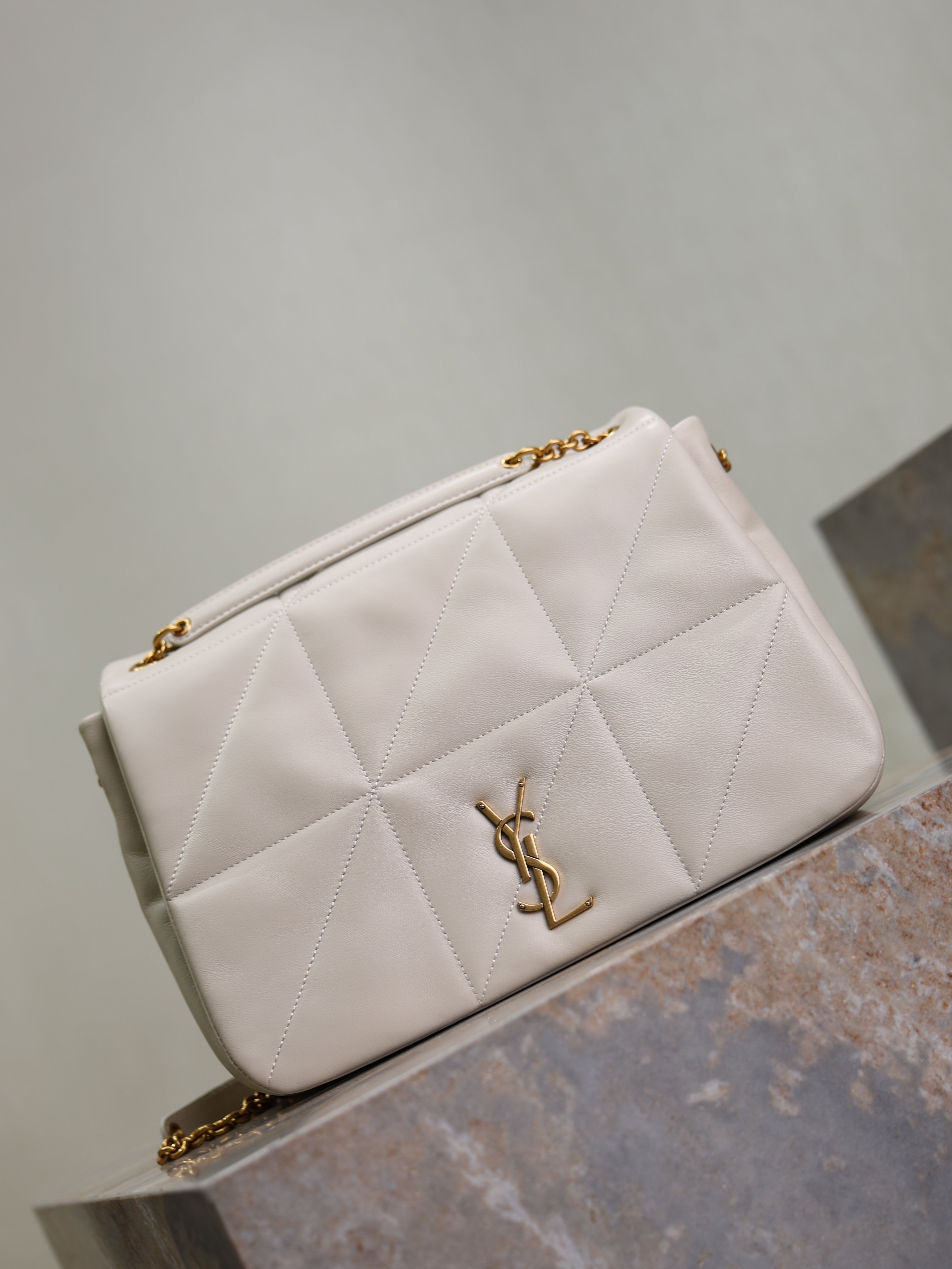 YSL 25S JAMIE 4.3 29 IN BLANC VINTAGE LAMBSKIN GOLD HARDWRE
