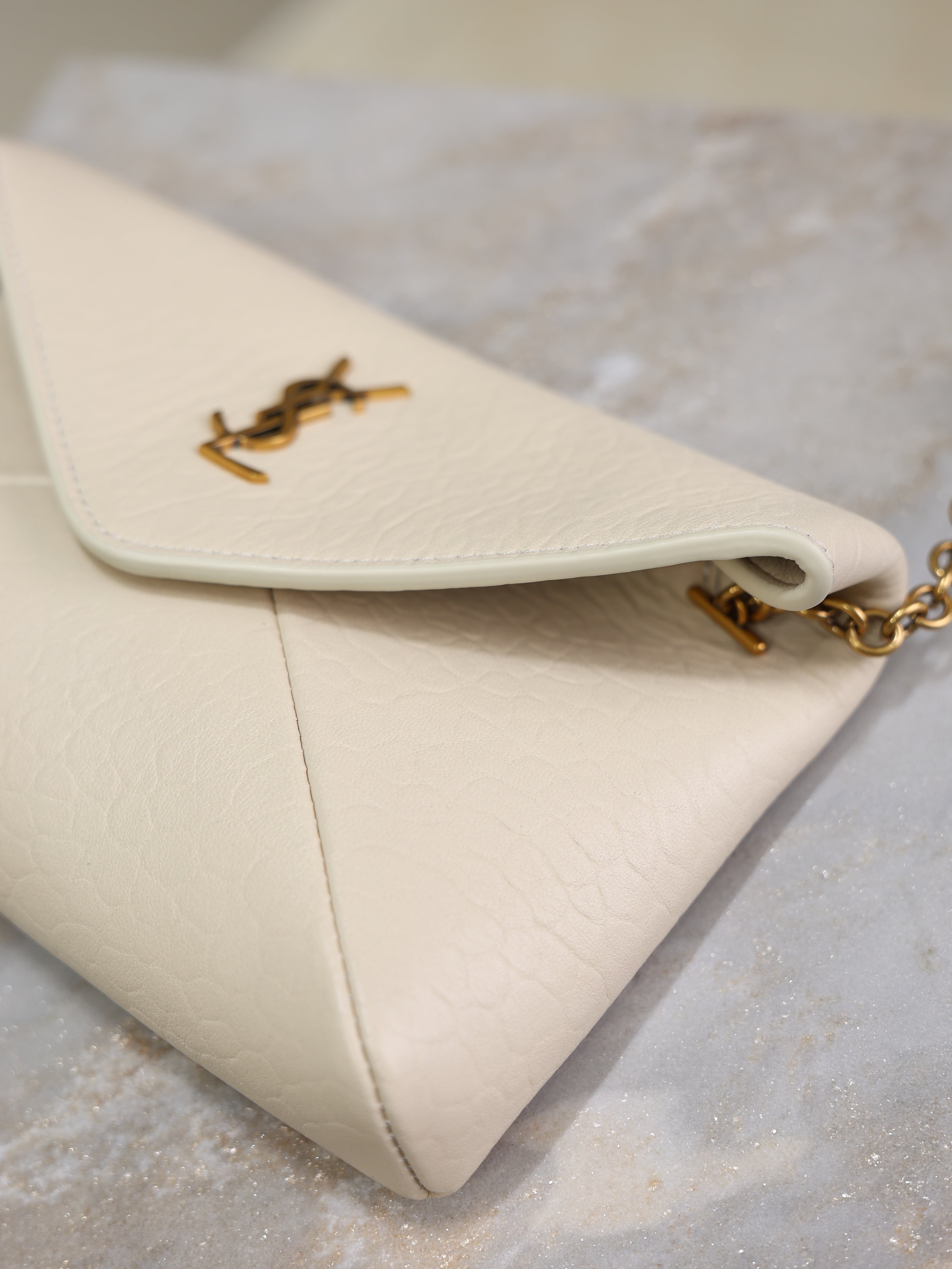YSL 25S CALYPSO MINI 19 IN BLANC VINTAGE LAMBSKIN GOLD HARDWARE