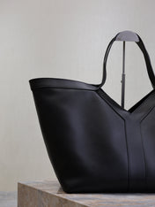 YSL 25S Y TOTE 50 IN BLACK CALFSKIN GOLD HARDWRE