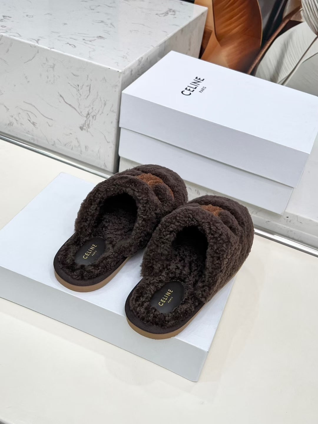 CELINE 25S GEORGIA SLIDE IN SHEARLING IN DARK BROWN
