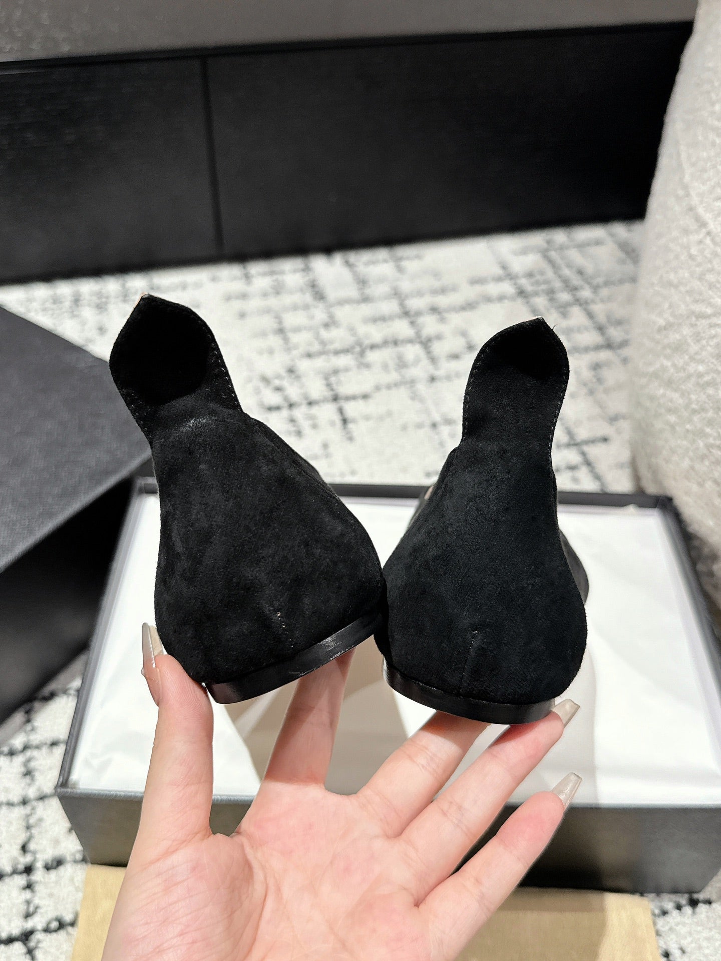 ALAIA PUMP 1 CM IN BLACK SUEDE MIX BLACK CALFSKIN