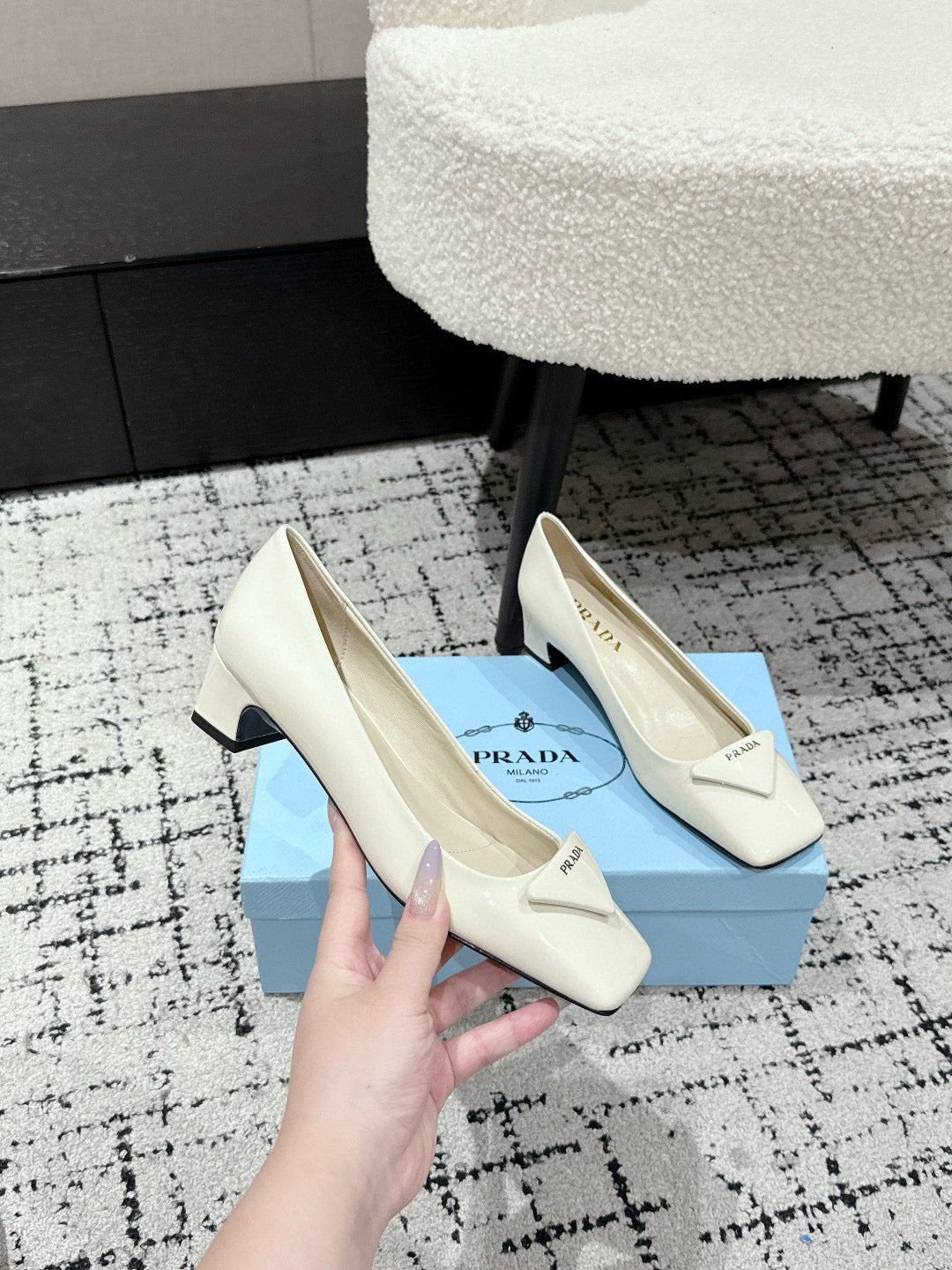 PRADA 25S SQUARE TOE HIGH HEELS IN IVORY GLOSSY CALFSKIN