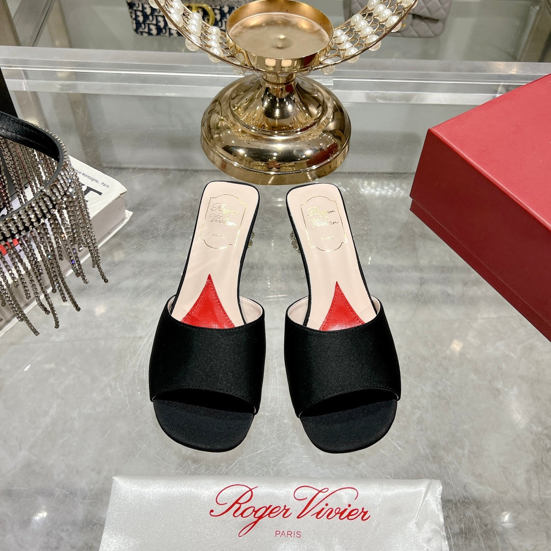 CRYSTAL HEEL MULE IN BLACK SILK