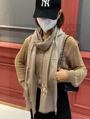 CHANEL 25S SCARF 200 IN CASHMERE WOOL 701967