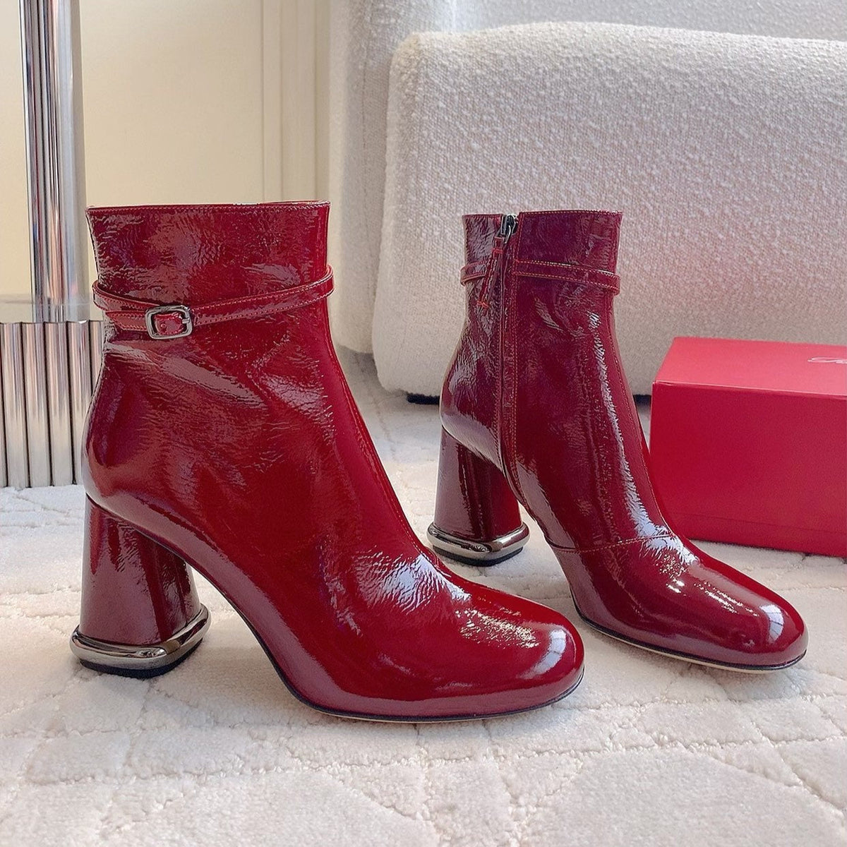 VIV' PODIUM BOOTIES IN RED GLOSSY LAMBSKIN