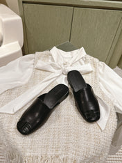 BLACK SHINY LAMBSKIN SQUARE TOE FLAT MULES BLACK BUCKLE