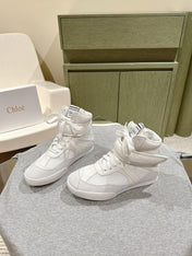 CHLOÉ 26S HIGH-TOP SNEAKERS IN WHITE CALFSKIN AND SUEDE