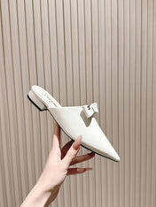 CC FLAT MULES 25S IN WHITE PATENT LEATHER