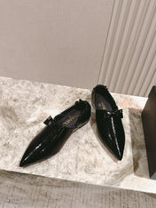 CC FLATS 25S IN BLACK PATENT LEATHER