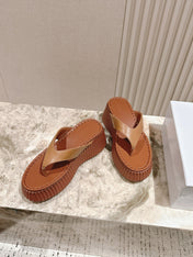 CHLOÉ 26S PLATFORM FLIP-FLOPS IN BROWN LAMBSKIN
