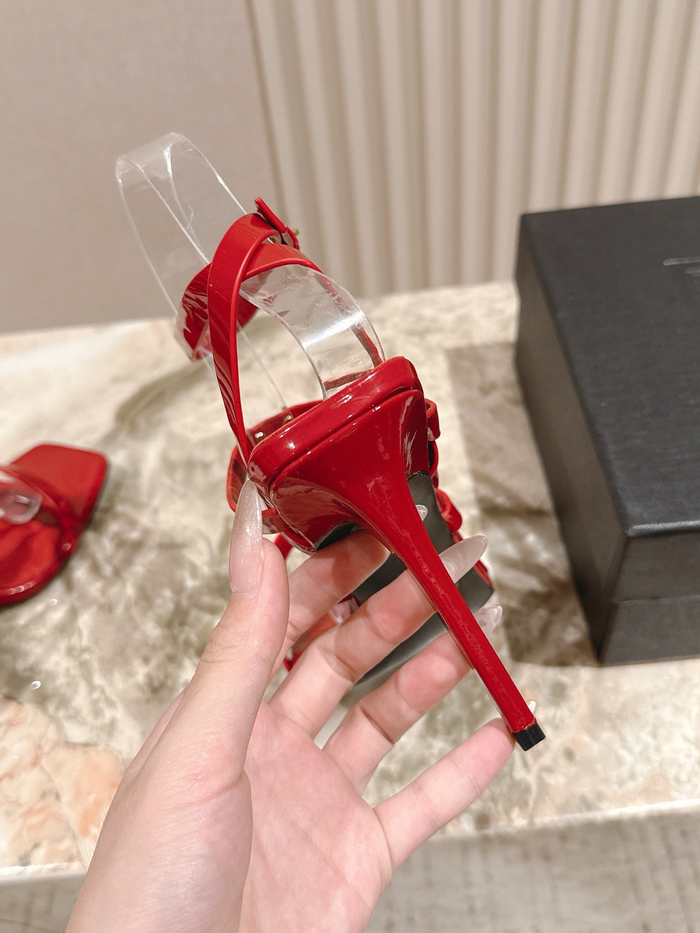 YSL 25S STILETTO HIGH-HEEL SANDALS 100 MM IN RED LAMBSKIN WITH GOLD HARDWARE