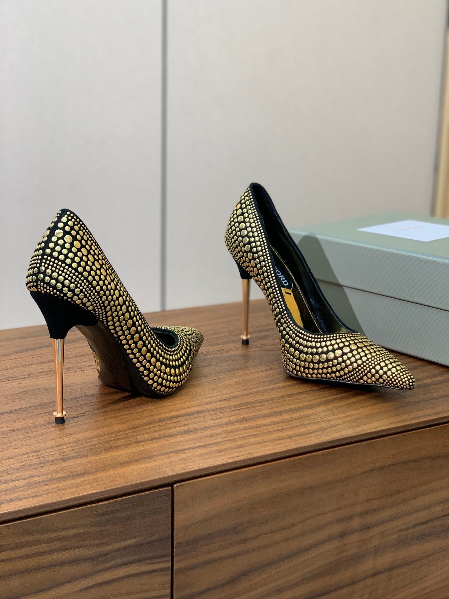 GOLD STUDDED AND BLACK SUEDE POINTED TOE PUMPS