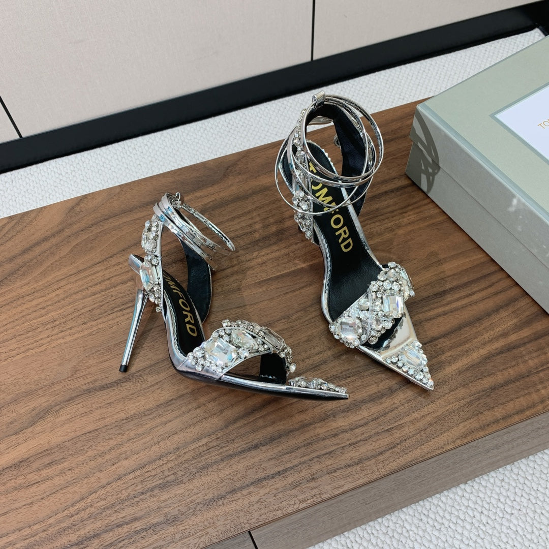 CRYSTAL HIGH HEELS IN SILVER ZP METALLIC PATENT LEATHER