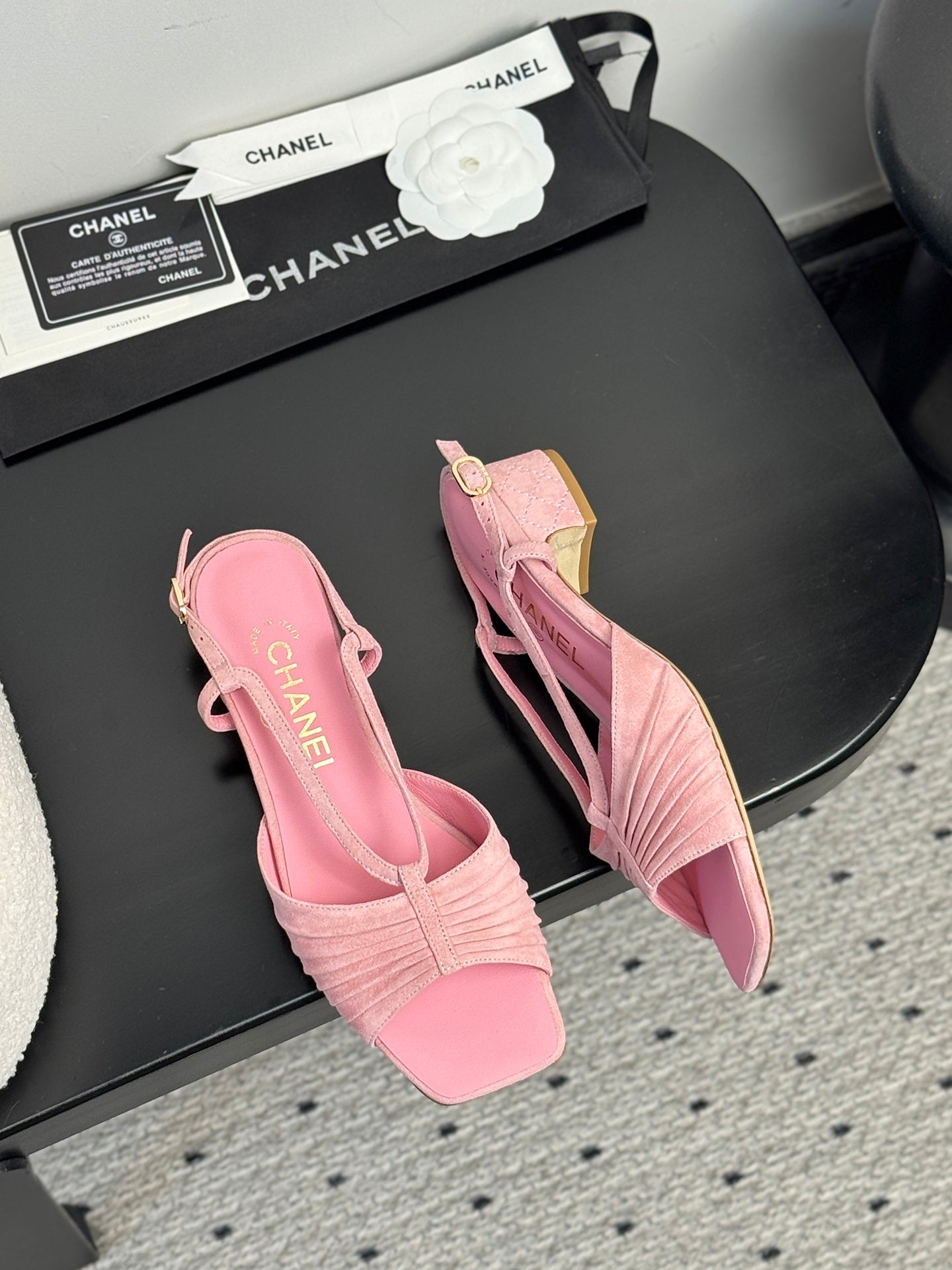 CC HIGH HEELS IN PINK QUILTED SUEDE