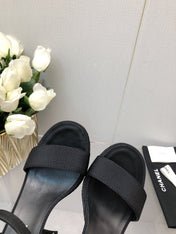 BLOCK HEEL WITH CRYSTAL 9 CM SANDAL IN BLACK FABRIC