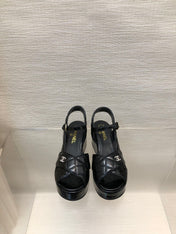 WEDGE SANDALS IN BLACK CALFSKIN