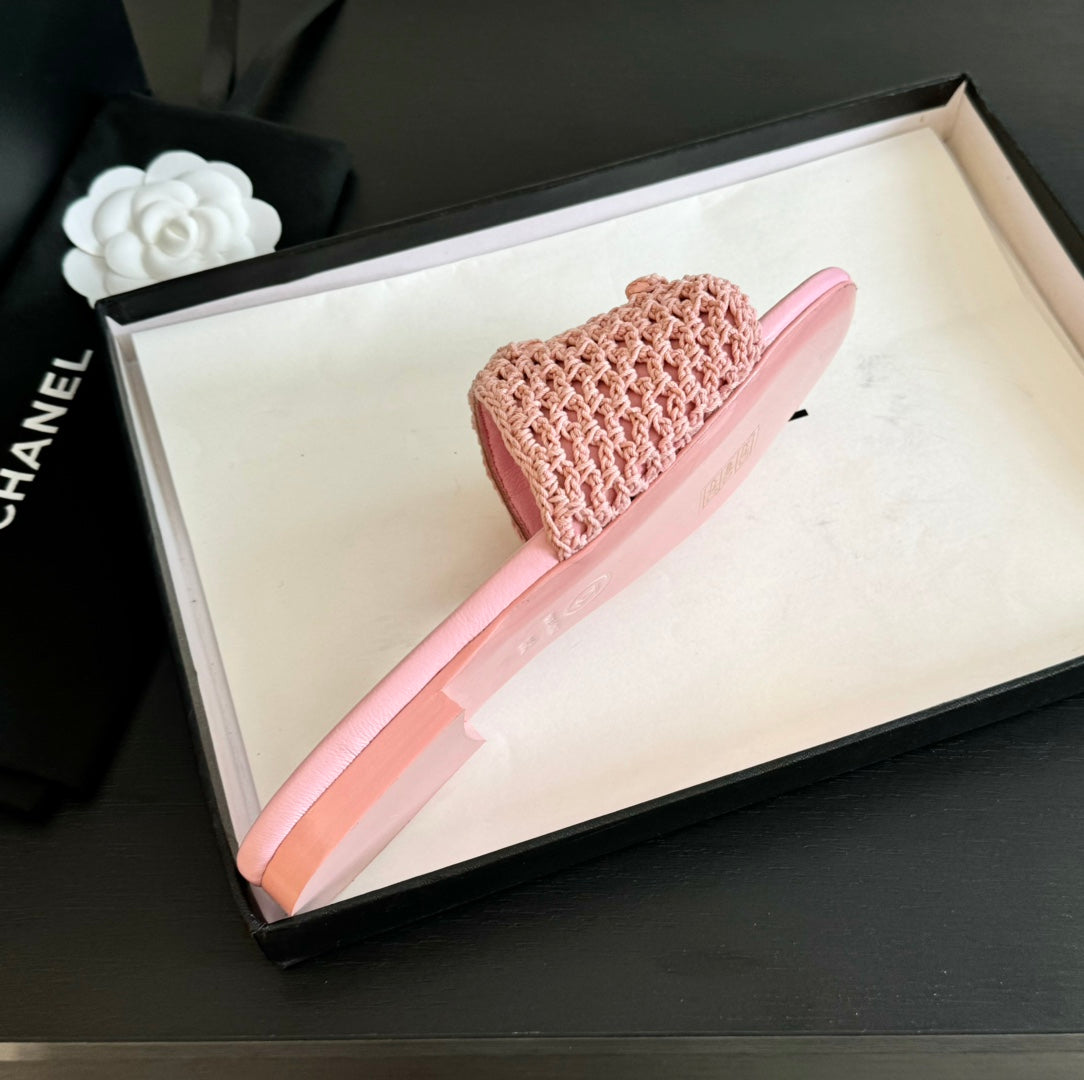 Slippers Light Pink Lambskin