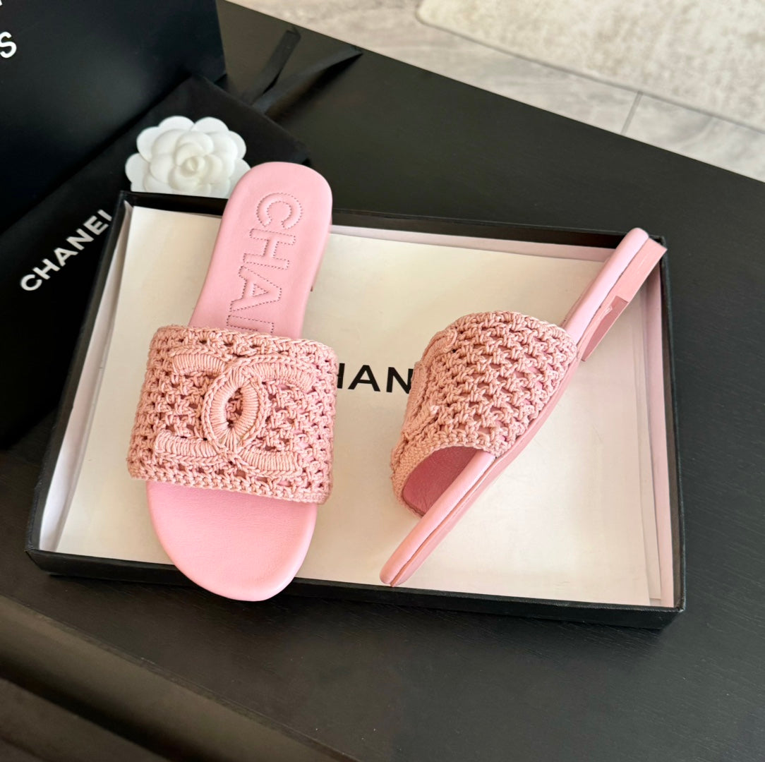Slippers Light Pink Lambskin
